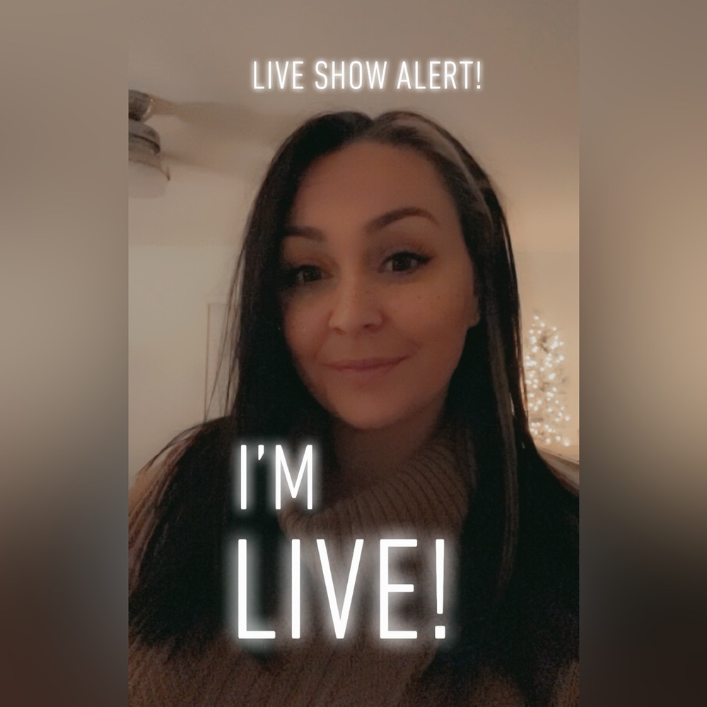 LIKE this listing to be notified when I go LIVE!!!